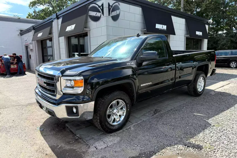 2014 Gmc Sierra 1500 SLE photo 1