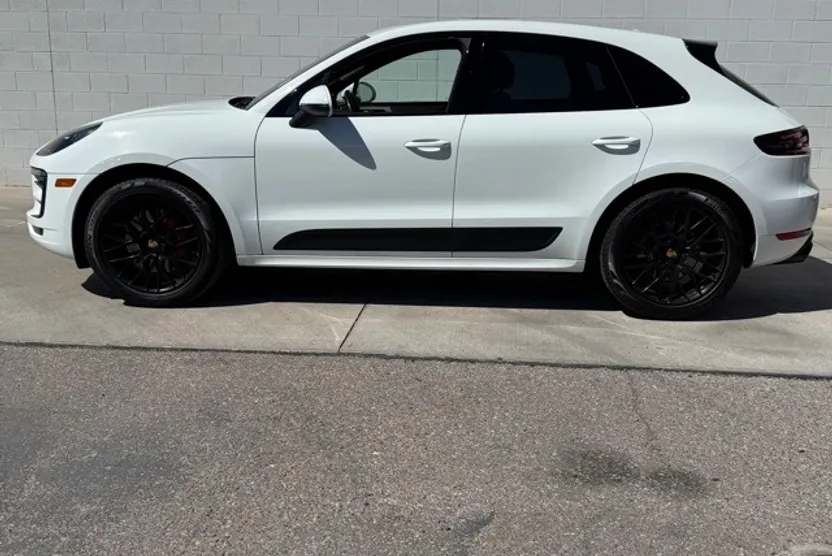 2018 Porsche Macan GTS photo 1