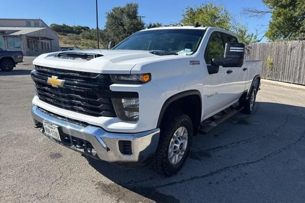 2024 Chevrolet Silverado 2500HD Work Truck photo 1