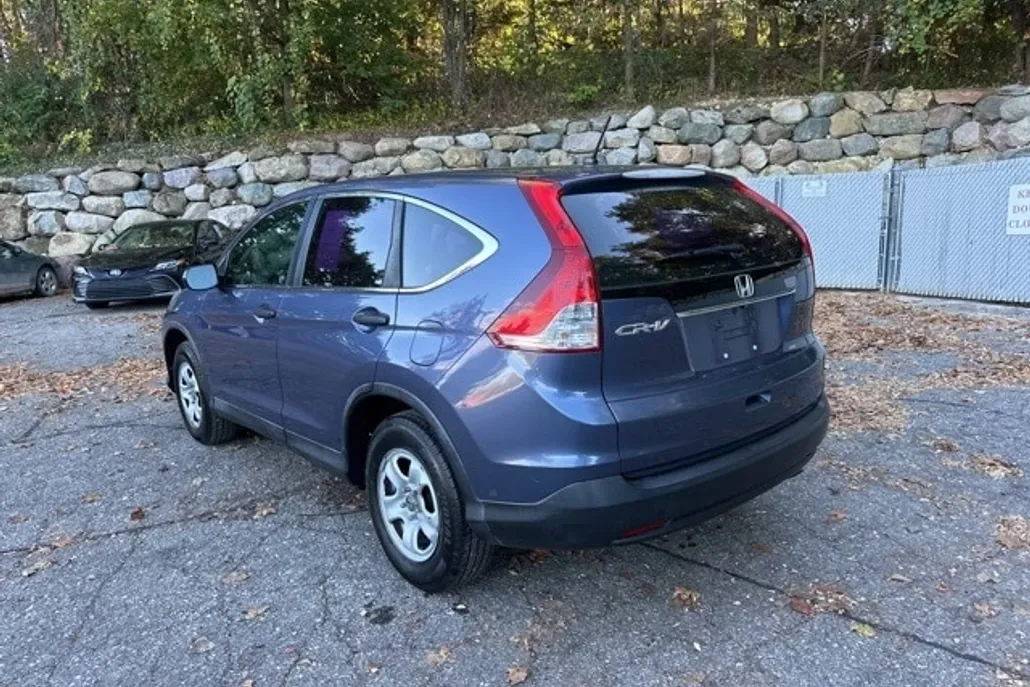 2014 Honda CR-V LX photo 1
