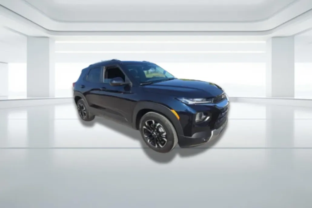 2021 Chevrolet Trailblazer LT photo 1