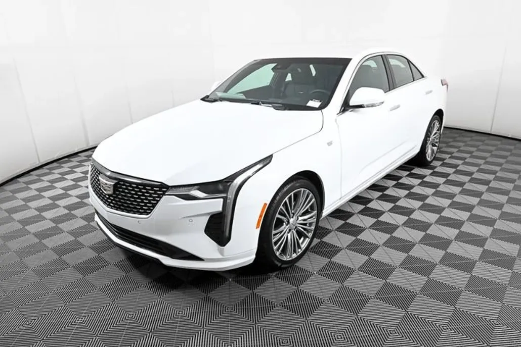 2025 Cadillac CT4 Premium Luxury photo 1