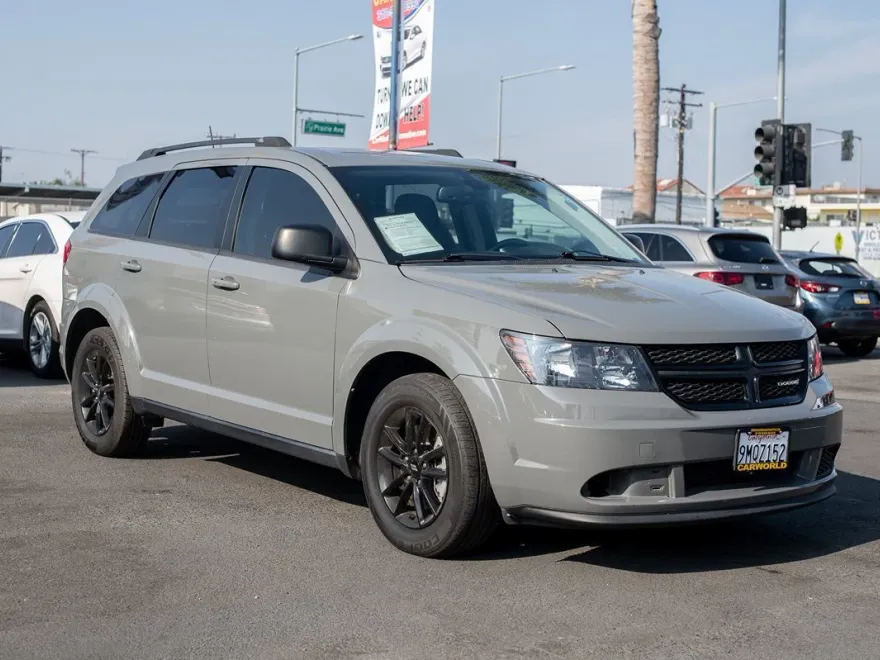 2020 Dodge Journey SE Value photo 1