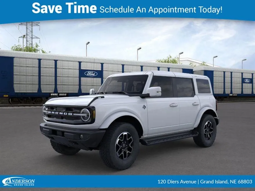 2025 Ford Bronco Outer Banks photo 1