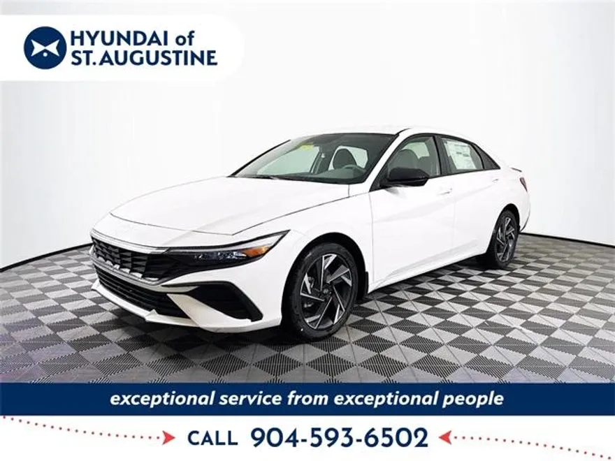 2025 Hyundai Elantra SEL Sport photo 1
