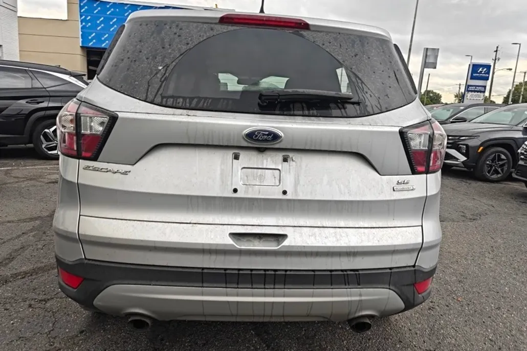 2018 Ford Escape SE photo 1