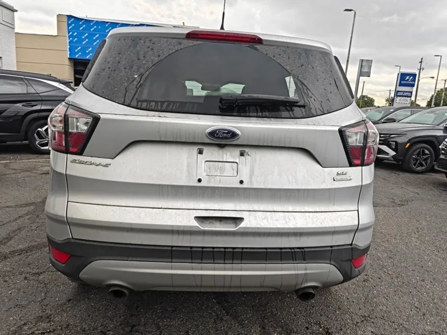 2018 Ford Escape SE photo 1