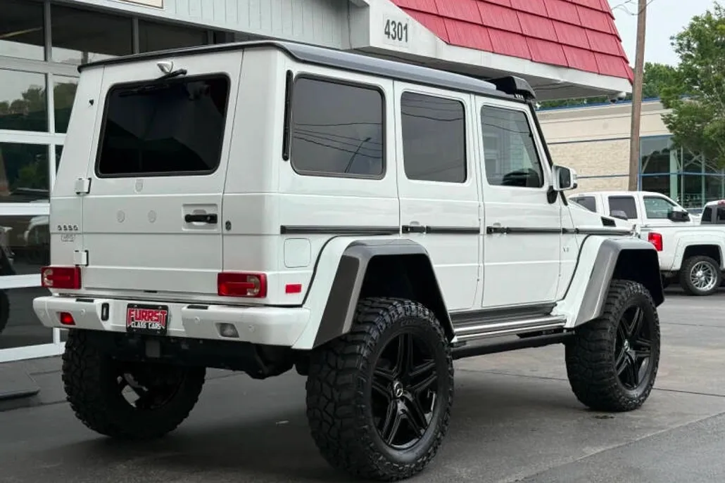 2016 Mercedes Benz G 550 photo 1