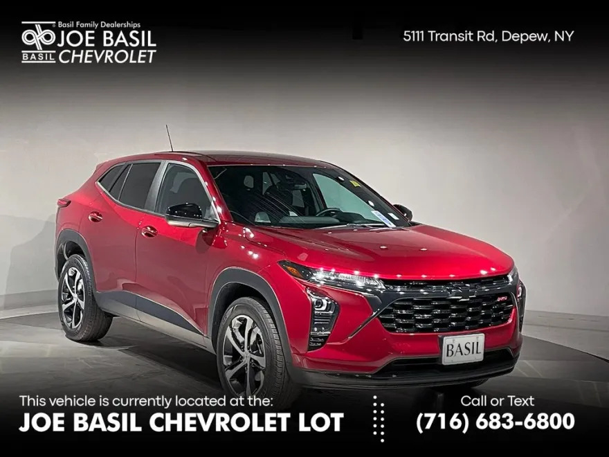 2024 Chevrolet Trax photo 1