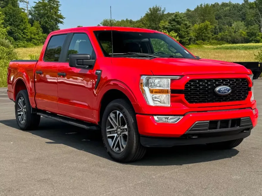 2021 Ford F-150 XL photo 1