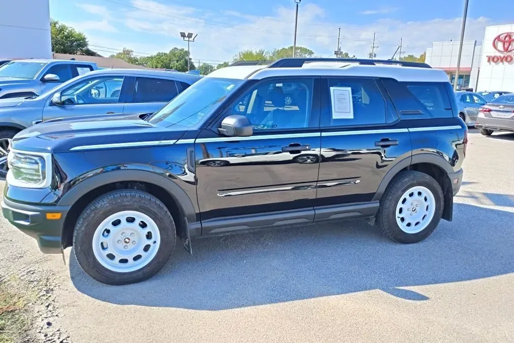 2024 Ford Bronco Sport Heritage photo 1