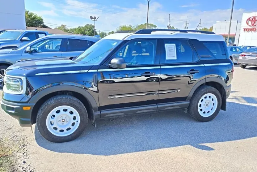 2024 Ford Bronco Sport Heritage photo 1