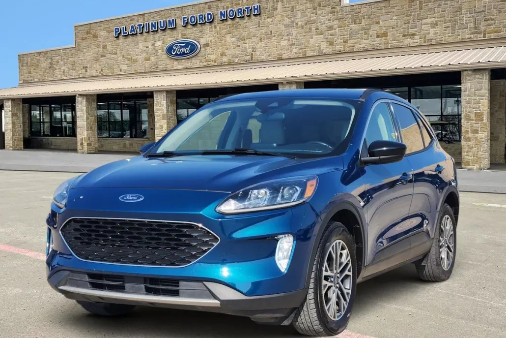 2020 Ford Escape SEL photo 1