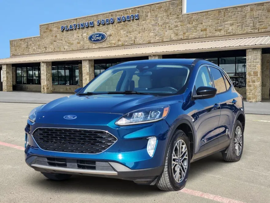 2020 Ford Escape SEL photo 1