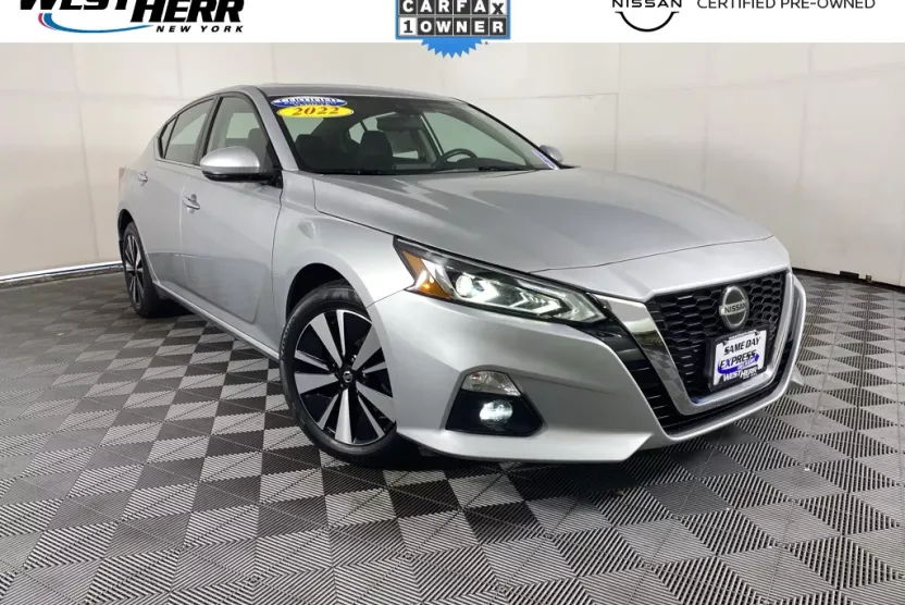 2022 Nissan Altima 2.5 SL photo 1