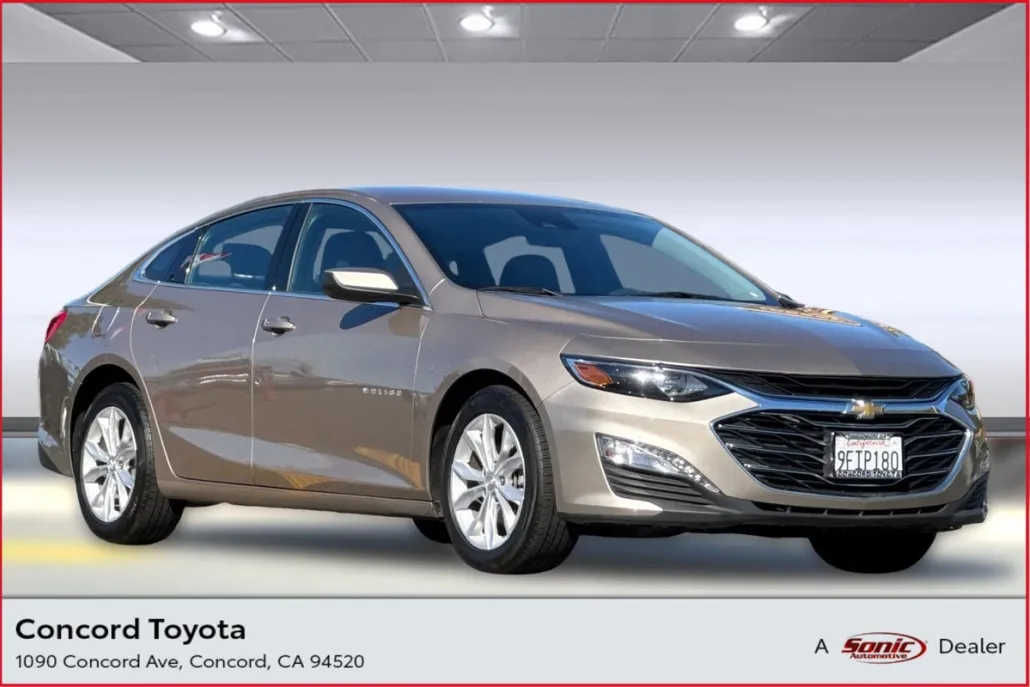 2023 Chevrolet Malibu 1LT photo 1