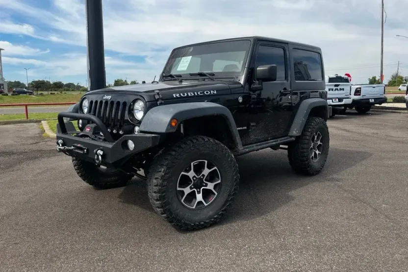 2015 Jeep Wrangler Rubicon photo 1