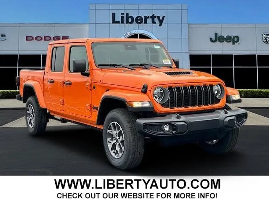 2025 Jeep Gladiator Sport S photo 1