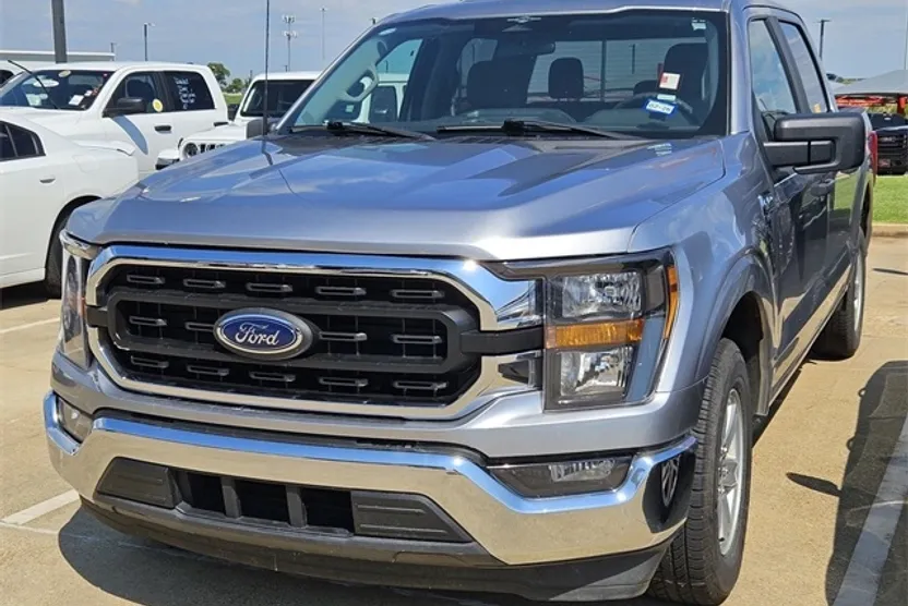 2023 Ford F-150 XLT photo 1