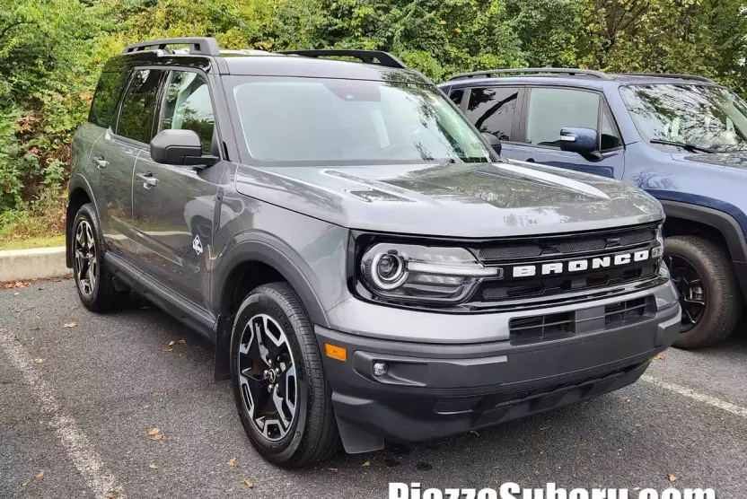 2024 Ford Bronco Sport Outer Banks photo 1