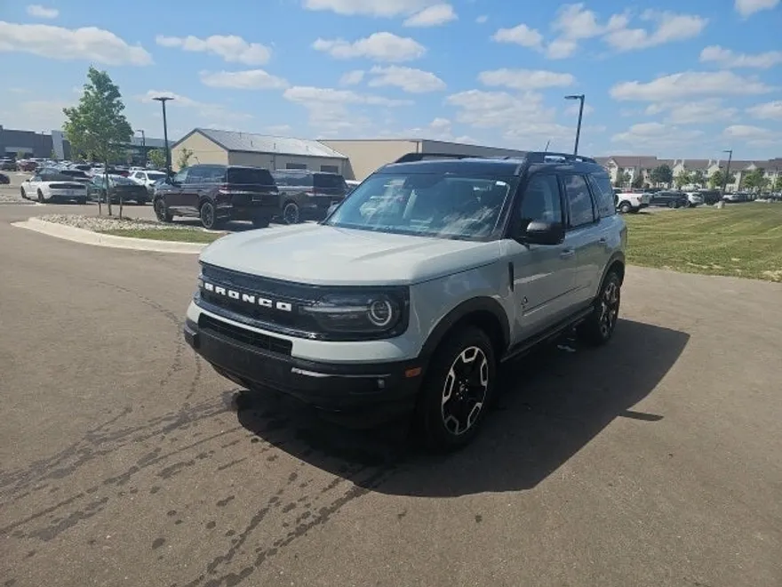 2021 Ford Bronco Sport Outer Banks photo 1