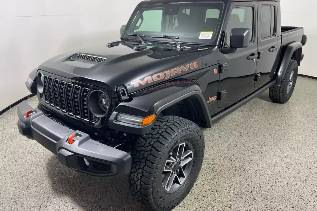 2025 Jeep Gladiator Mojave photo 1