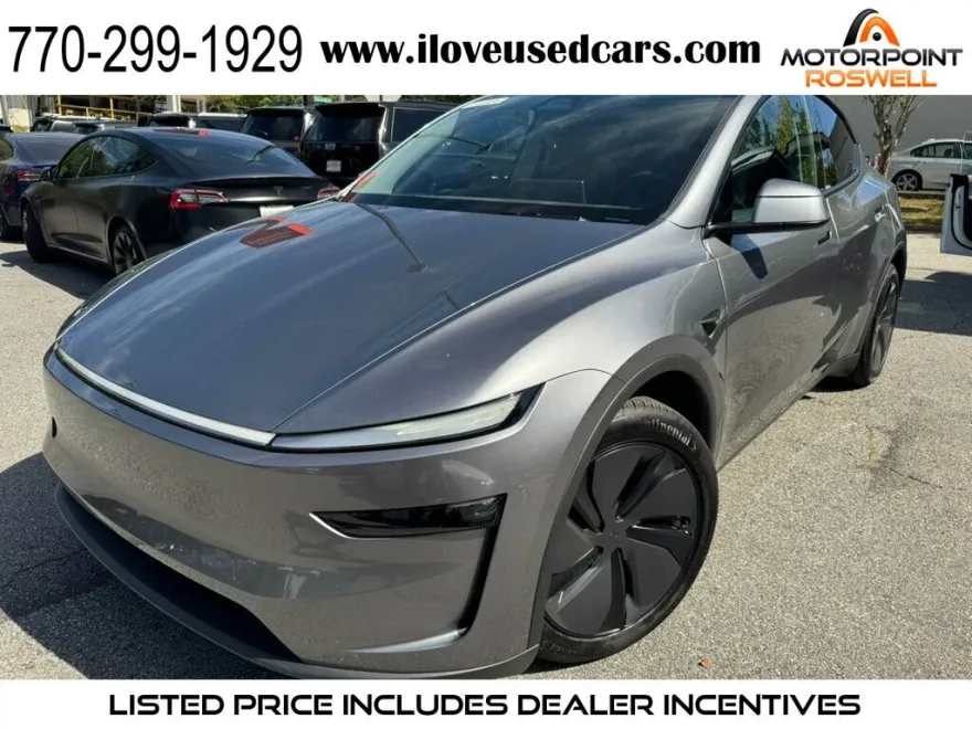 2026 Tesla Model Y photo 1