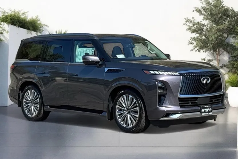 2026 Infiniti QX80 Luxe photo 1