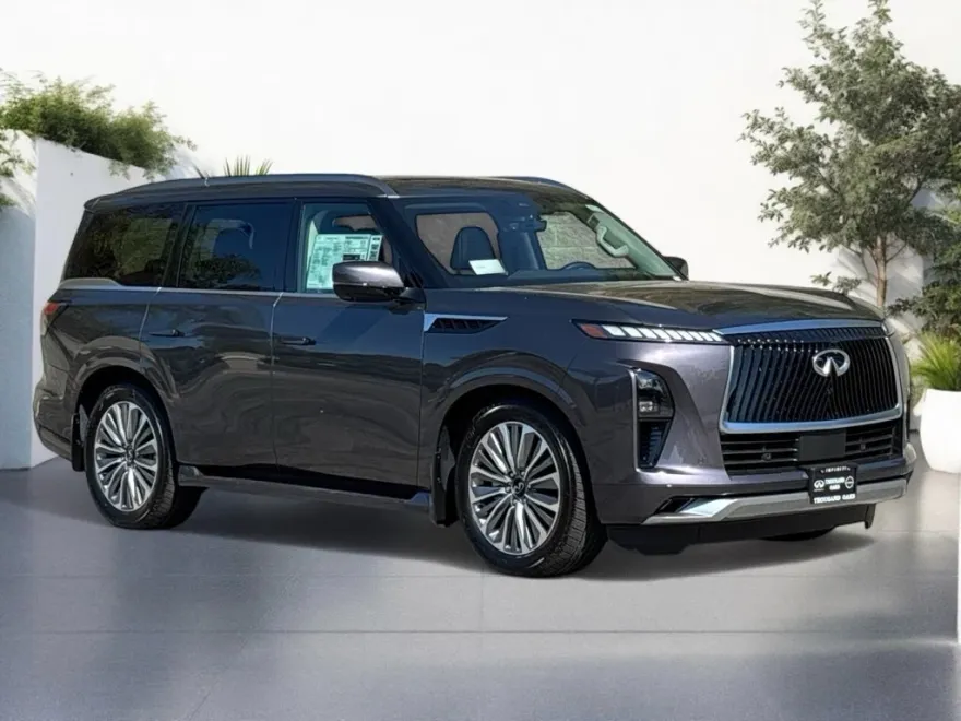 2026 Infiniti QX80 Luxe photo 1