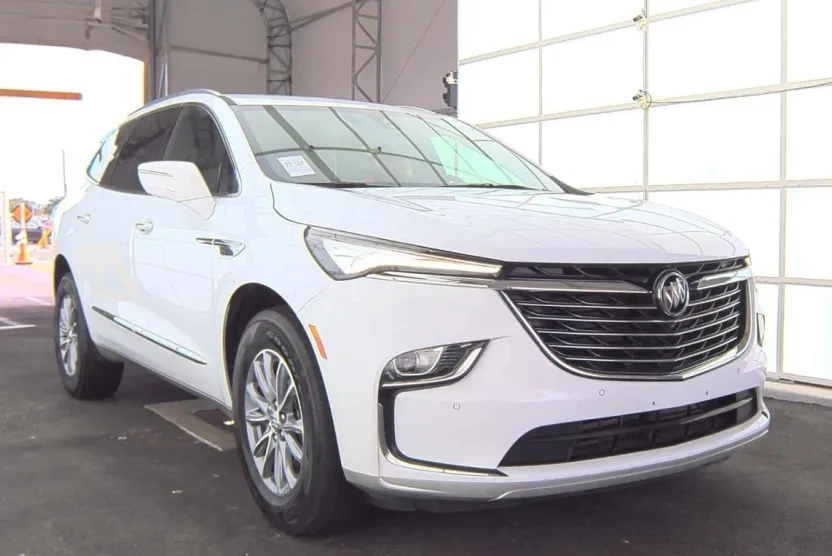 2024 Buick Enclave Premium photo 1