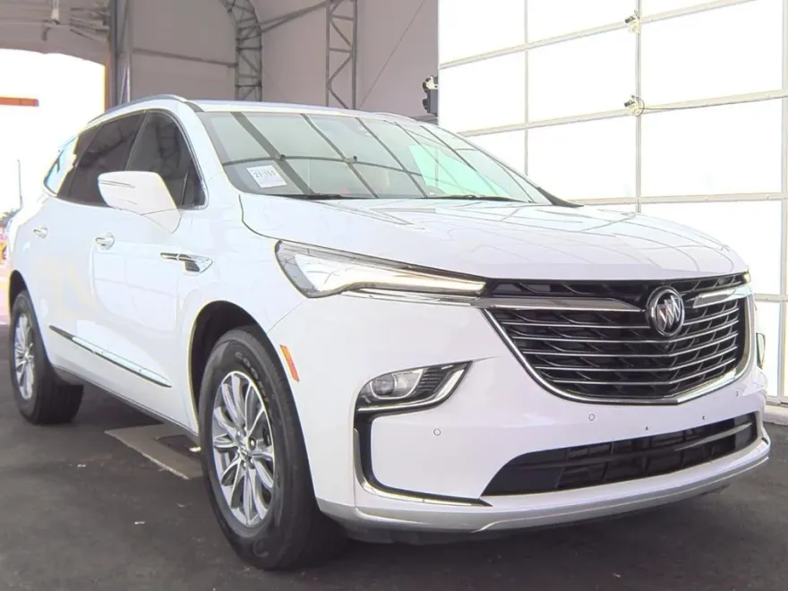 2024 Buick Enclave Premium photo 1