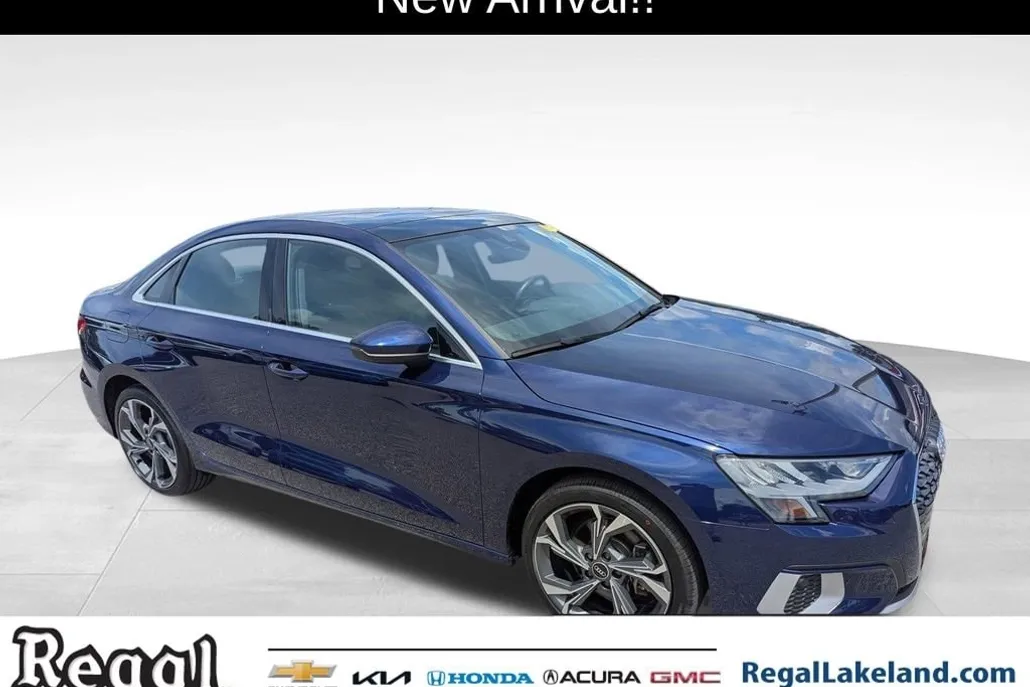 2022 Audi A3 Premium photo 1