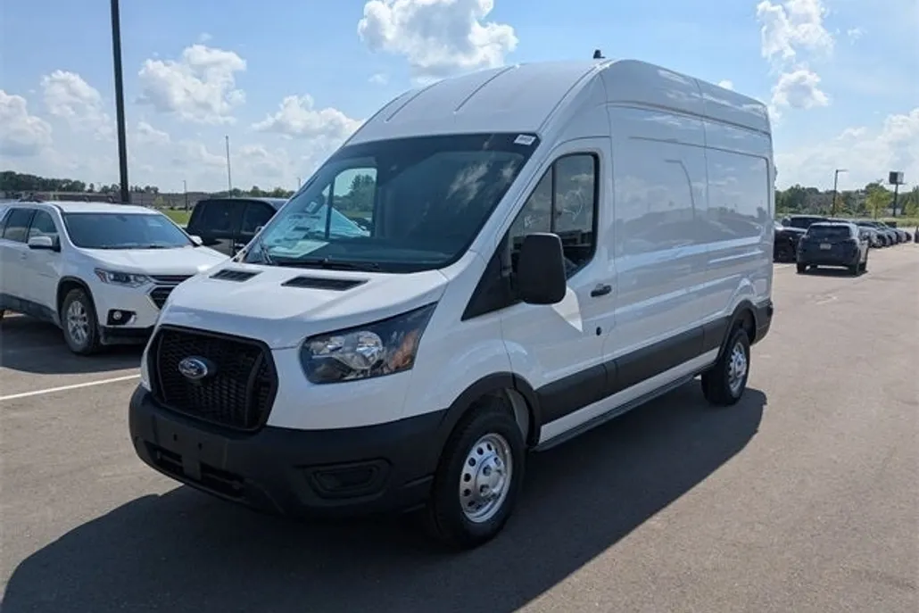 2025 Ford Transit photo 1