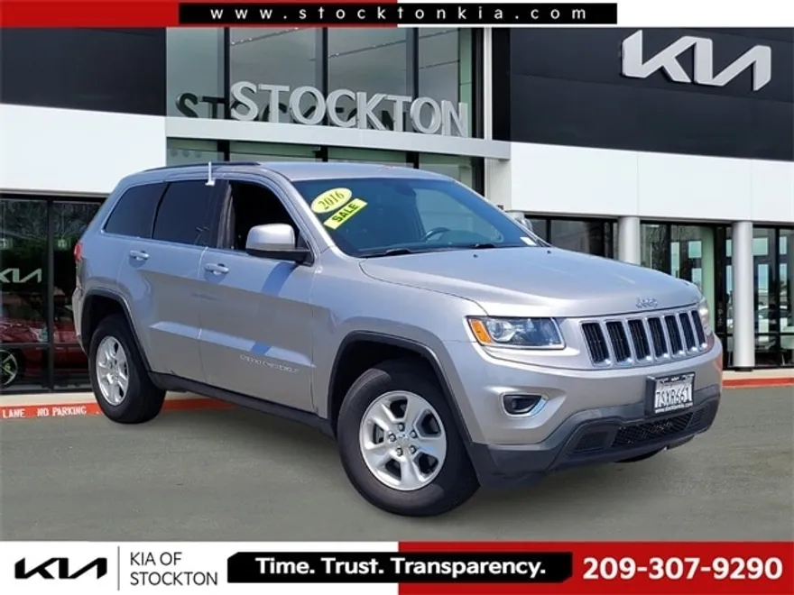 2016 Jeep Grand Cherokee Laredo photo 1