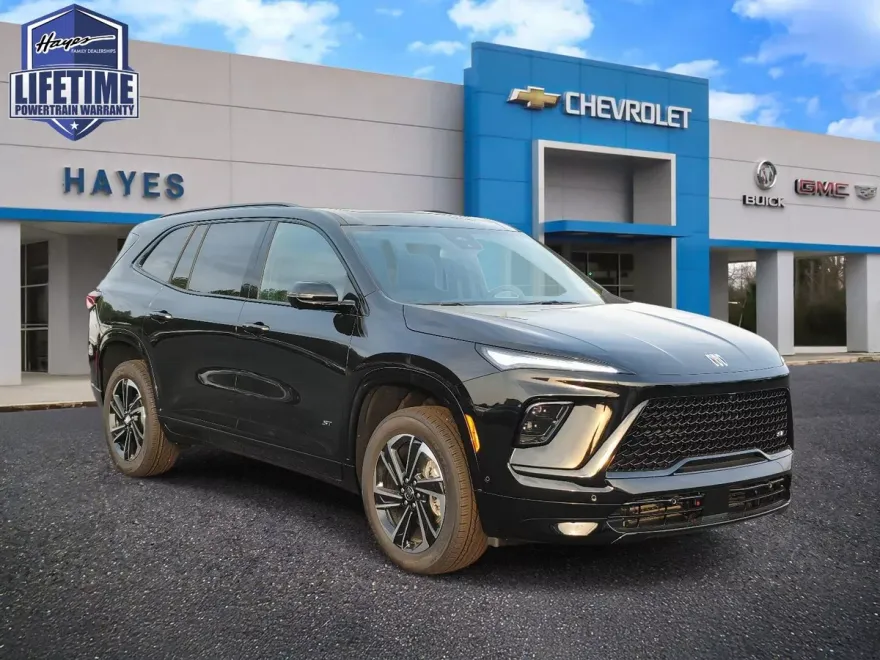 2025 Buick Enclave Sport Touring photo 1