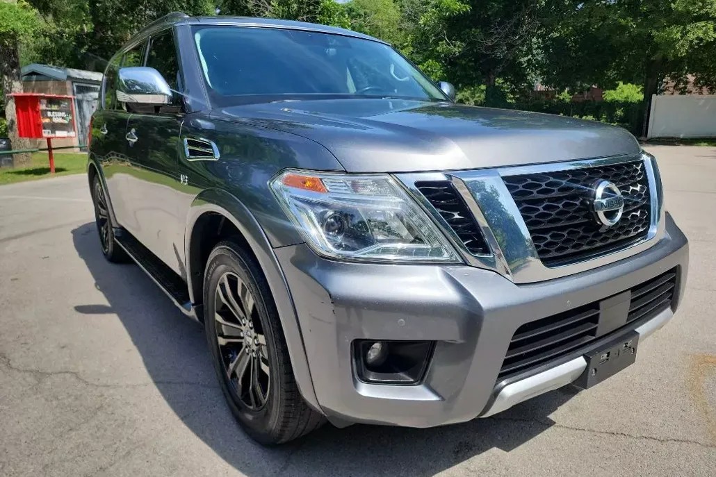 2018 Nissan Armada Platinum photo 1