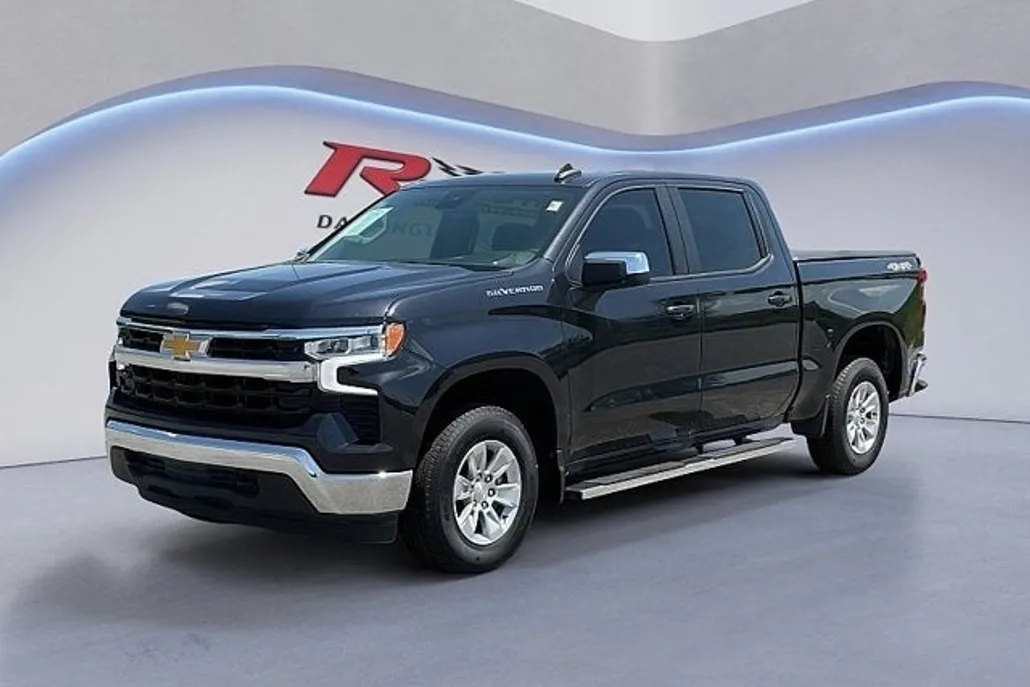 2023 Chevrolet Silverado 1500 LT photo 1