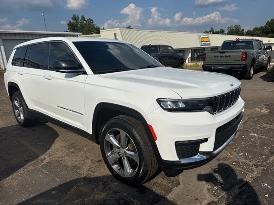 2022 Jeep Grand Cherokee Limited photo 1