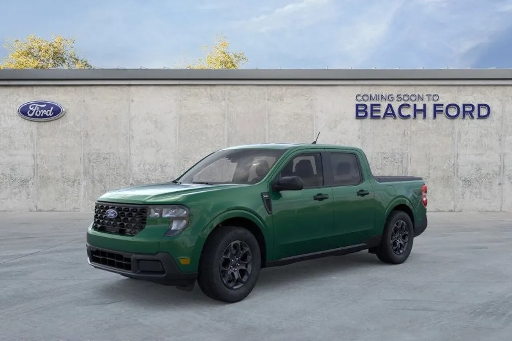 2025 Ford Maverick XLT photo 1