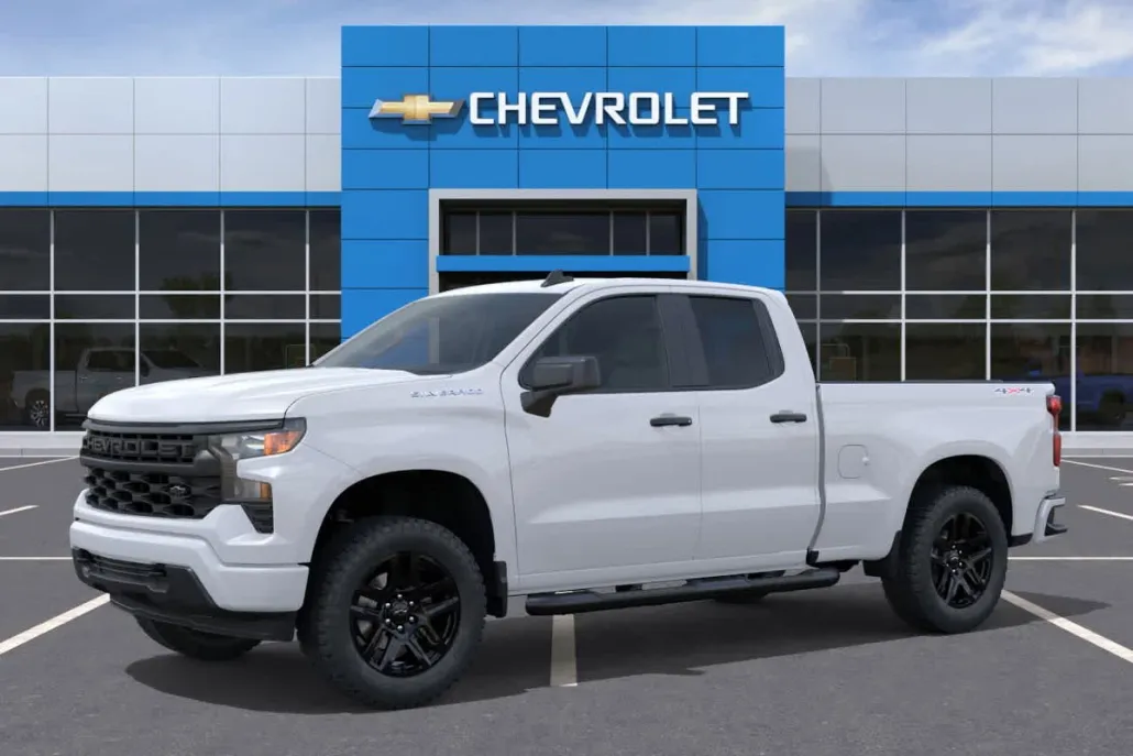 2026 Chevrolet Silverado 1500 Custom photo 1