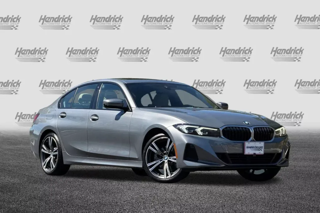 2023 Bmw 330i Sedan photo 1