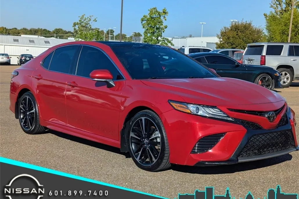 2021 Toyota Camry XSE photo 1