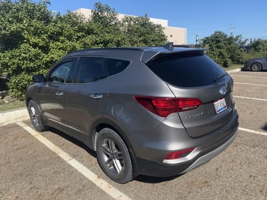 2018 Hyundai Santa Fe Sport Base photo 1