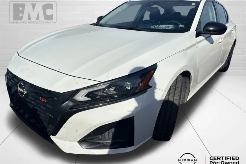 2024 Nissan Altima 2.5 SR photo 1
