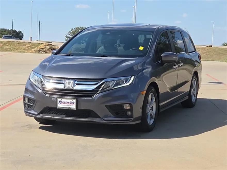 2018 Honda CR-V LX photo 1