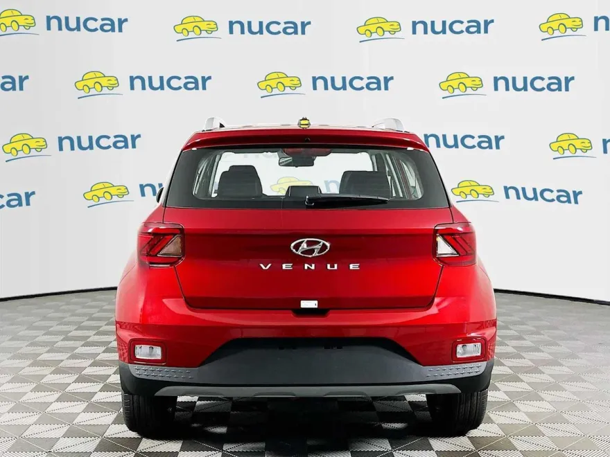 2025 Hyundai Venue Limited photo 1