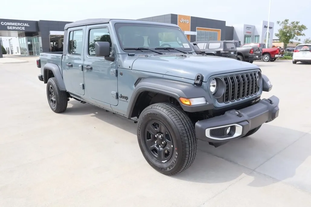 2025 Jeep Gladiator Sport photo 1