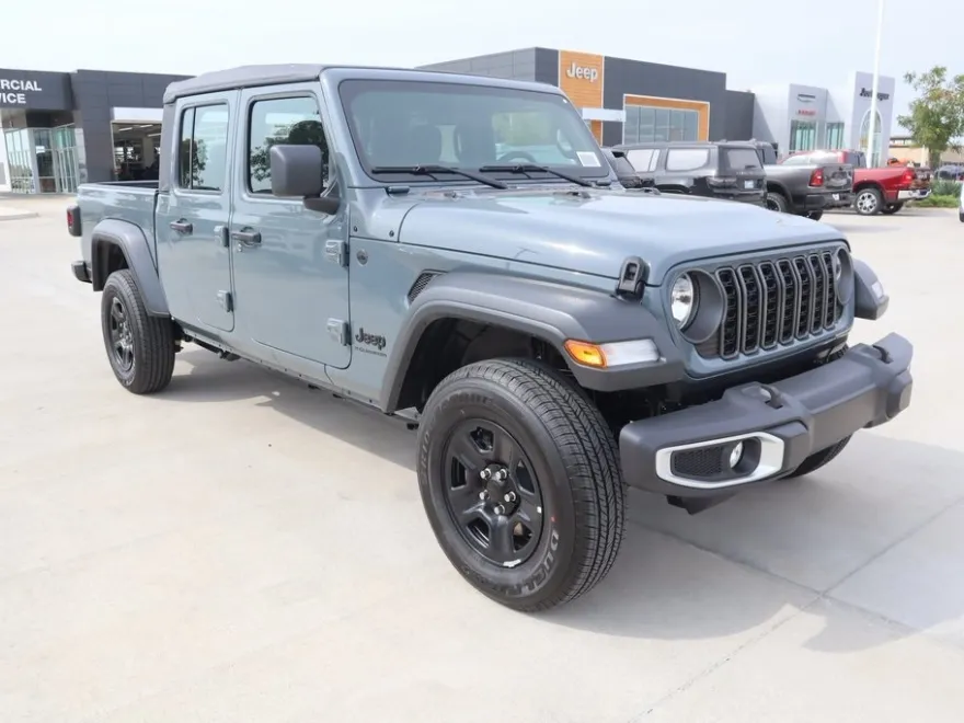 2025 Jeep Gladiator Sport photo 1