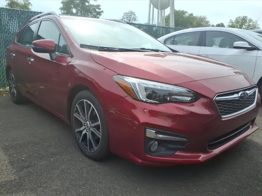 2018 Subaru Impreza Limited photo 1