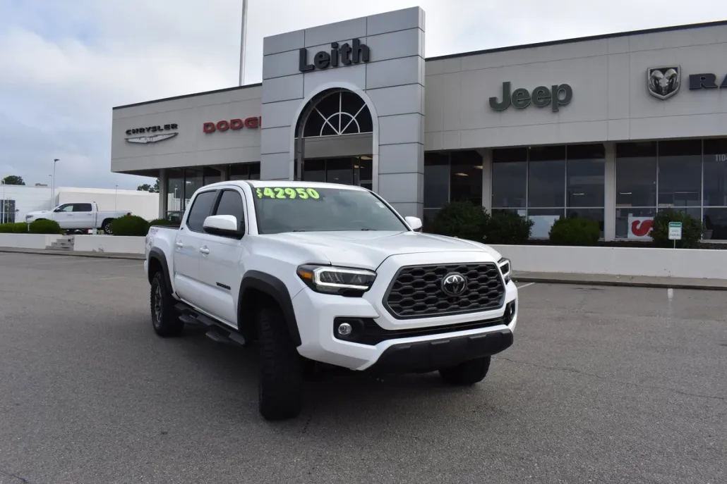 2023 Toyota Tacoma 4x4 TRD Off-Road photo 1